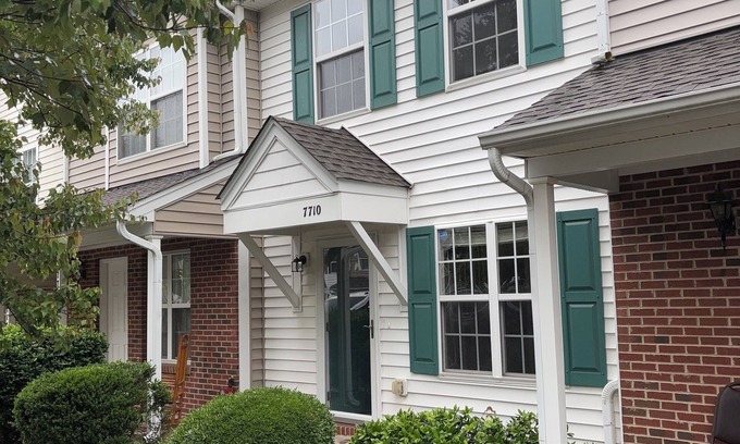 Northeast Raleigh Casa | Convenient Charming Townhouse