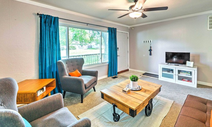 Riverside Casa | Convenient Dayton Retreat w/ Private Yard!