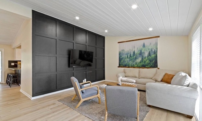 Indianapolis Casa | Convenient Location, Great Backyard