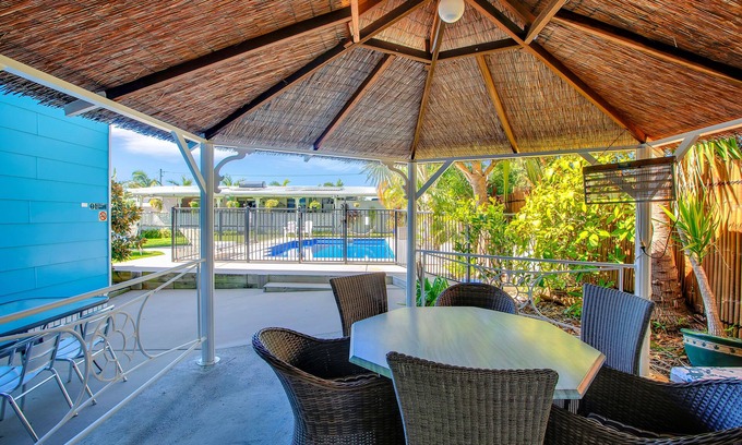 Yeppoon Hotel | Coral Inn Boutique Resort