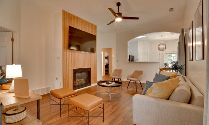 Cordova Casa | Cordova Home Rental: Shelby Farms Greenline Access