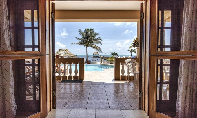 Boca Ciega Condominio | Caminar por la puerta a 3 piscinas y playa! Condominio de lujo frente al mar en Hol Chan Reef Resort