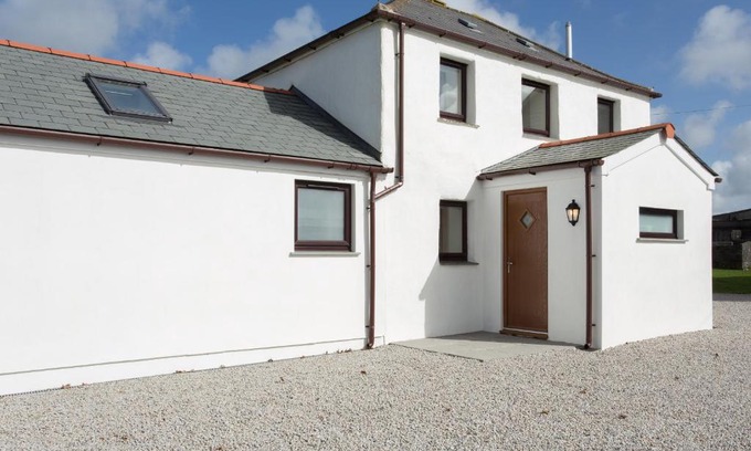 Camborne Casa | Cornish Views