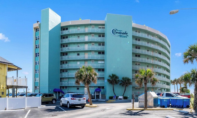 Boardwalk Condominio | Coronado Towers #301 -Oceanfront Oasis with spectacular views!