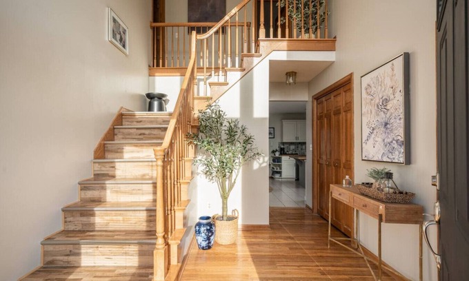 Kentwood Casa | `Corporate Elegance: Luxe Home in Grand Rapids`