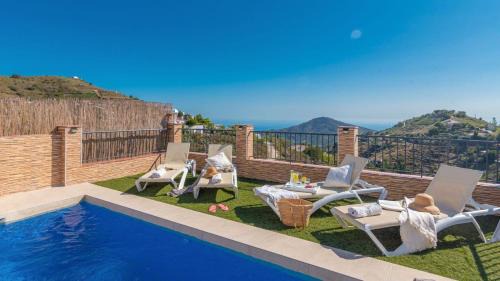Competa Casa | Cortijo Las Vistas Cómpeta by Ruralidays