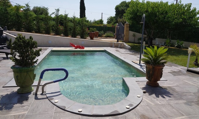 Saint-Maximin Casa | Cossumin,petite Maison de Standing 30m²