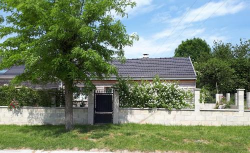 Bouconville Casa | Cosy 2 persons guesthouse with free wifi and parking chez Mostarlić B&B