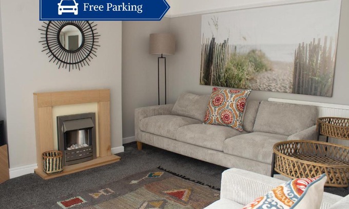 West Kirby Casa | Cosy 3Bed Bungalow in West Kirby, Free Parking