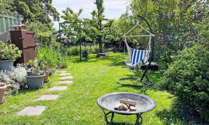 Gingst Apartamento | Hermoso apartamento para 2 personas con WIFI, TV y patio