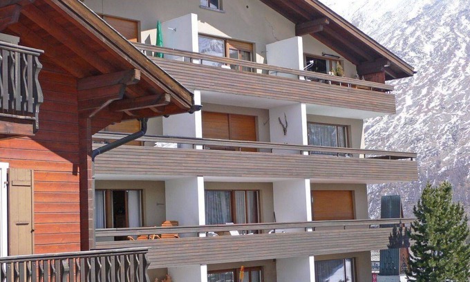 Saas-Fee Apartamento | Bonito apartamento para 4 personas con WIFI, TV y balcón