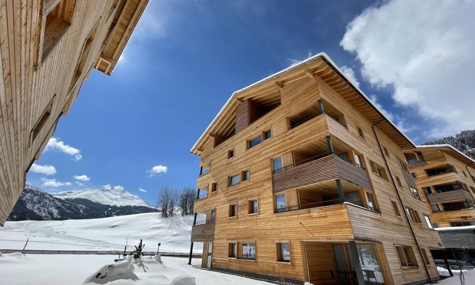 Acletta Apartamento | Hermoso apartamento para 4 personas con jacuzzi, WIFI, piscina, TV, balcón y vista panorámica