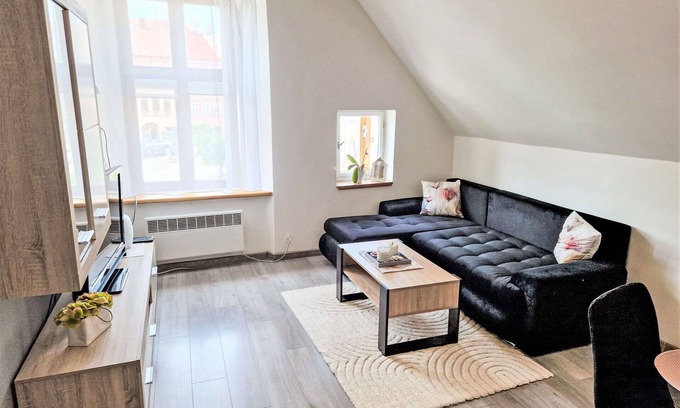 Broumov Apartamento | Bonito apartamento para 4 personas con WIFI y TV