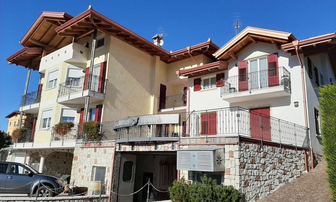 Vervo Apartamento | Precioso apartamento para 4 personas con WIFI, TV, terraza y mascotas permitida