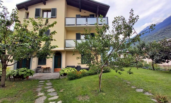 Grosotto Apartamento | Hermoso apartamento para 8 personas con WIFI, TV, terraza y mascotas permitida