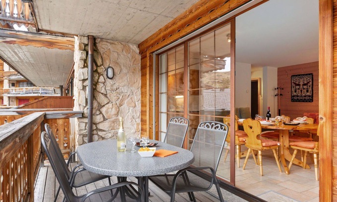 Val d'Illiez Apartamento | Precioso apartamento para 4 personas con WIFI, TV, balcón y mascotas permitida