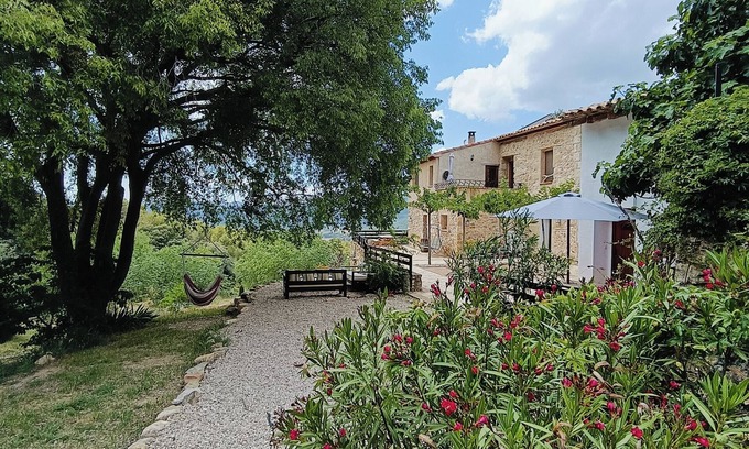 Fuentespalda Apartamento | Amplio apartamento en medio de la montaña a poca distancia del pueblo