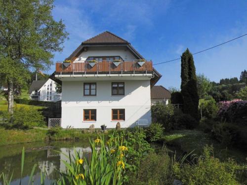 Brachthausen Apartamento | Cosy apartment with private garden in Brachthausen in the Sauerland