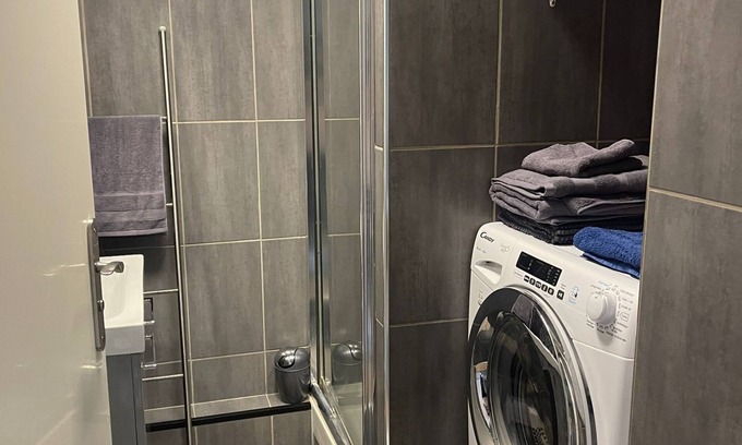 Carrieres-sous-Poissy Apartamento | Cosy Appart Proche du rer A et psa