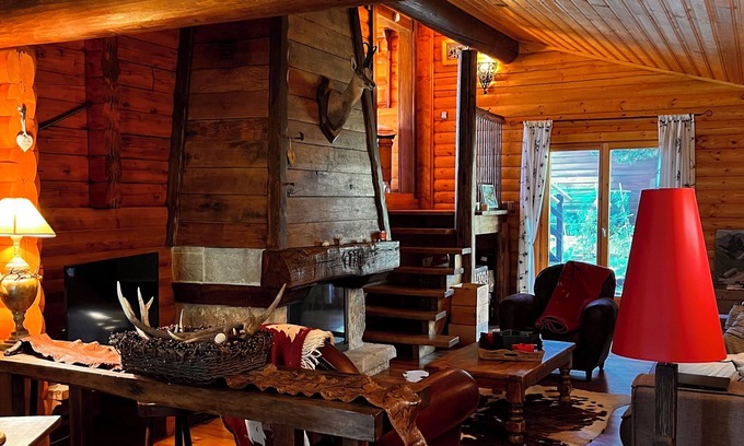 Les Angles Chalet De Esquí | chalet escandinavo en madera y piedra