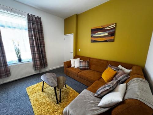 Worsbrough Bridge Casa | Cosy Escape Near Nature & Town