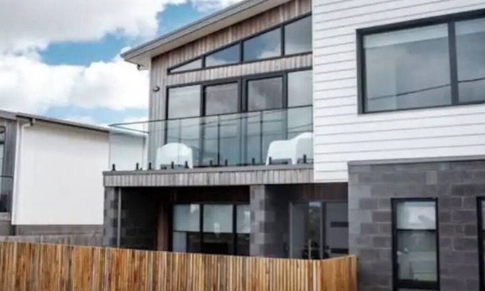 Port Campbell Casa | Cosy, luxury beachside getaway