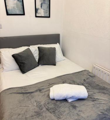 Upper Edmonton Apartamento | Cosy Spacious Studio Flat,N18