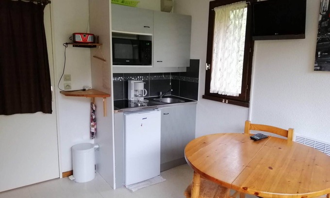 Prapoutel Apartamento | Estudio cabina acogedor con balcón y equipamientos