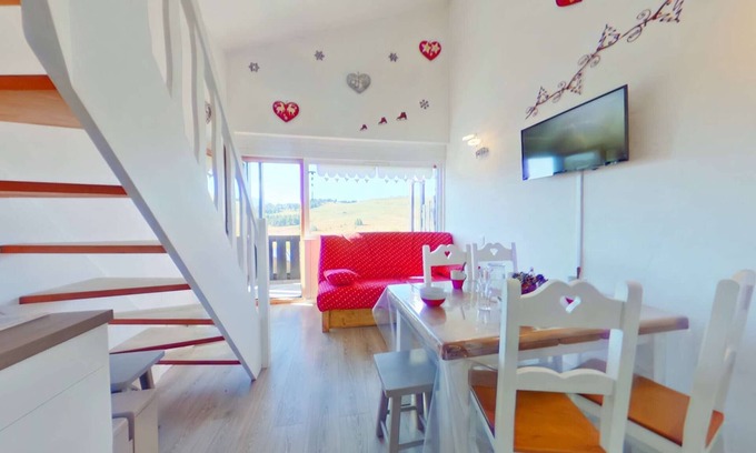 Les Saisies Apartamento | Cosy studio with alcove, sleeps 6, Les Saisies, near shops