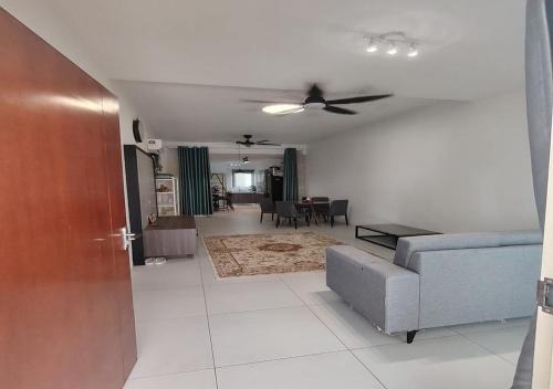 Kampung Permatang Indah Casa | Cosy Townhouse in Tasek Gelugor