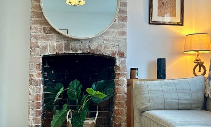 Stoke by Nayland Cabaña | Cosy two bedroom cottage in Constable Country