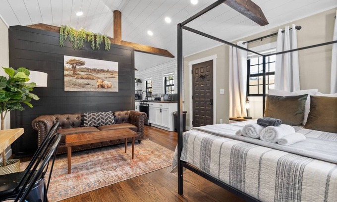 Spearfish Casa | Cottage 10-Modern Farmhouse