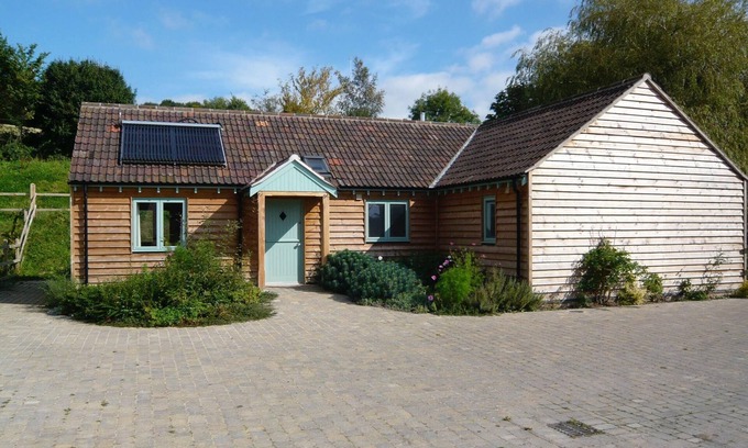 Glastonbury Cabaña | Rural-Baño Privado-Sleeps 8 Persons.