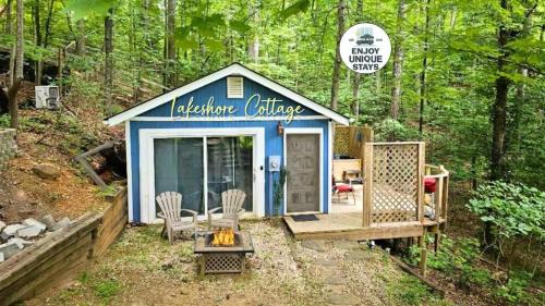 Lynn Casa | Cottage by the lakeshore with a private hot tub