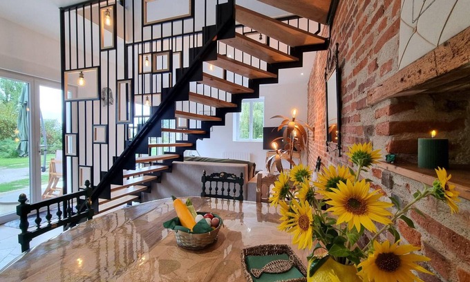 Precieux Cabaña | Cottage for 5 in Précieux with terrace and farm animals