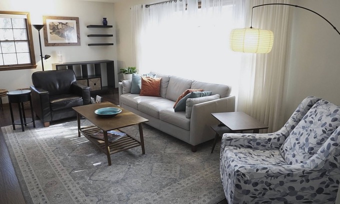 Spring Harbor Casa | Cottage gem: Spotless, secluded & bring the dog!