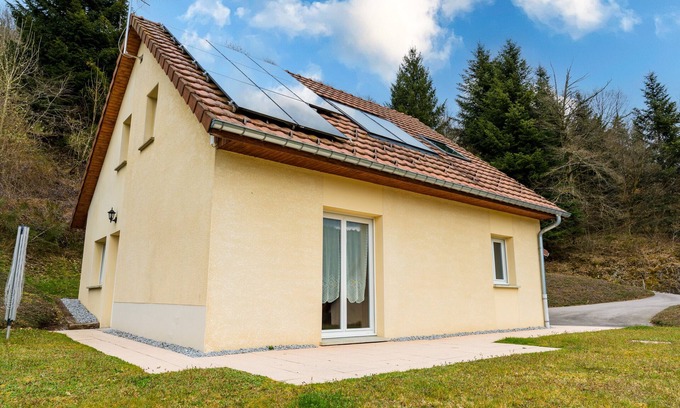 Rupt-sur-Moselle Cabaña | Casita de campo 'Gîte Sanglier' con terraza compartida, Wi-Fi y aire acondicionado