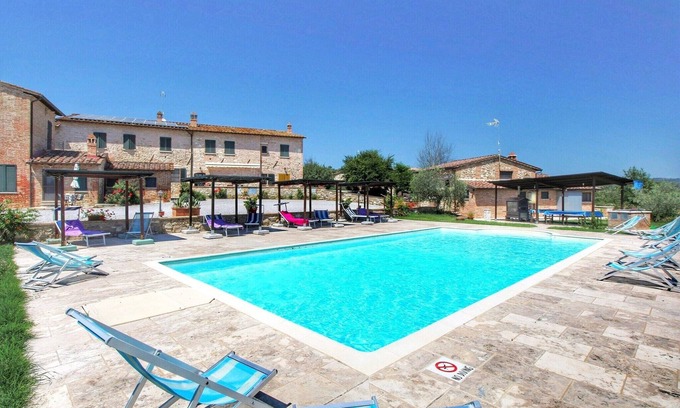 Asciano Apartamento | Cabaña en Asciano con piscina y terraza