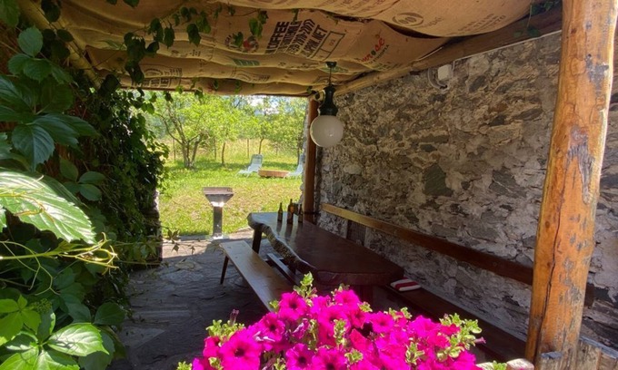 Piuro Apartamento | COTTAGE IN FORMER BARN WATERFALL VIEW
