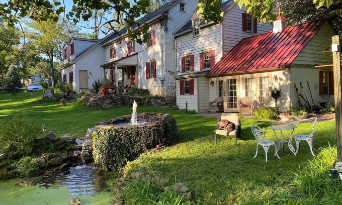 Trevose Cabaña | Cottage in Historic Bucks County