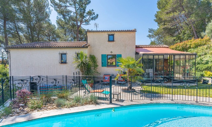 Peypin Casa | Casa rural cerca de Aix y Marsella con piscina