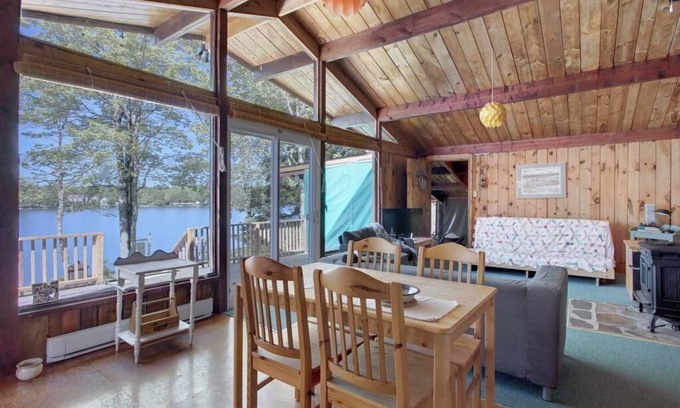 Shortts Lake Cabaña | Cottage on Shortts Lake