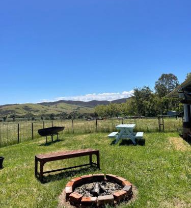 Yass River Apartamento | Cottage on Yass River Farm - Pet & Horse Friendly - Ideal Road-Trip Stopover