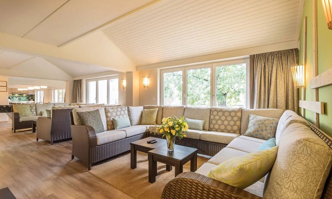 Vielsalm Casa | Premium Cottage für 18 Personen