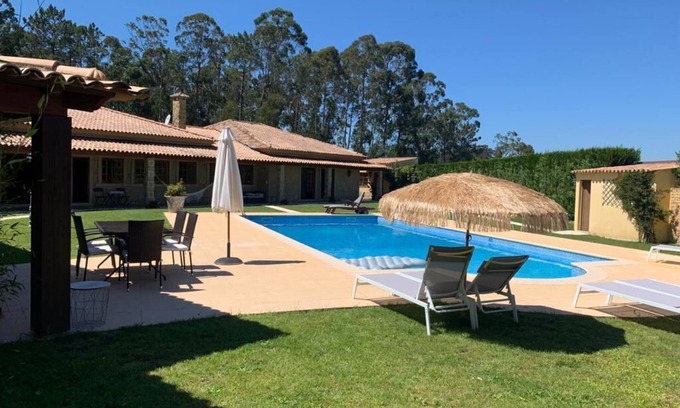 Cardielos Villa | Cottage (9 habitacions) piscina privada climatizada e jacuzi cerca da plaia