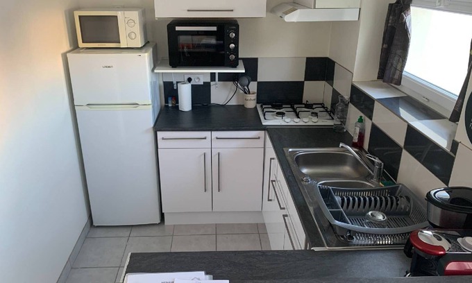 Ravenoville Casa | Cottage with private terrace, 10 meters from the sea