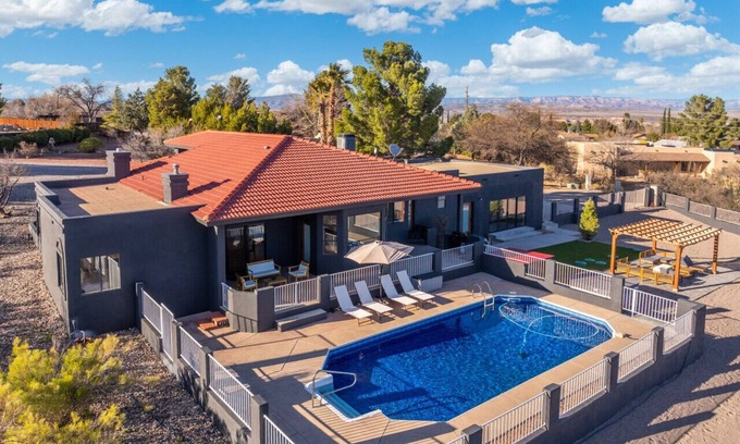 Cottonwood Casa | Cottonwood Paradise: Luxe Home w/ Pool-Expansive Epic Views!
