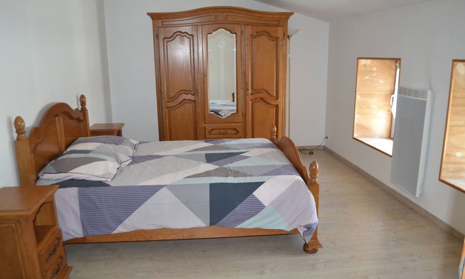 Saint-Simon-de-Pellouaille Casa | Country house