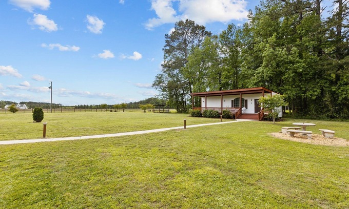 Chocowinity Cabina | Country Cottage Outside Greenville