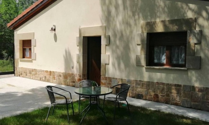 Aldehuela del Rincon Casa | Casa rural 'El Aterpe 3' con vistas a la montaña, jardín privado y Wi-Fi
